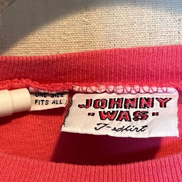 Vintage Johnny Was Pink Floral Embroidered T-Shirt - Picture 3 of 6